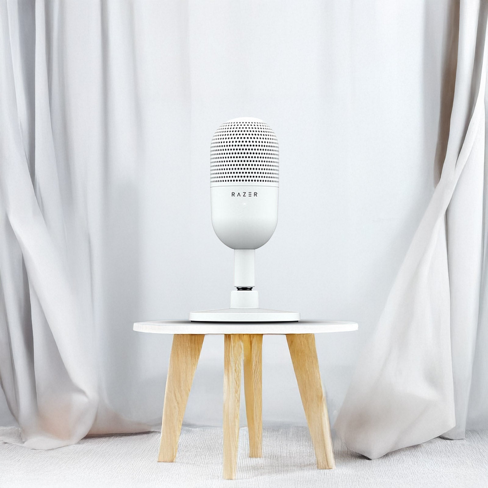 RAZER SEIREN V3 MINI WHITE EDITION ULTRA MICROPHONE