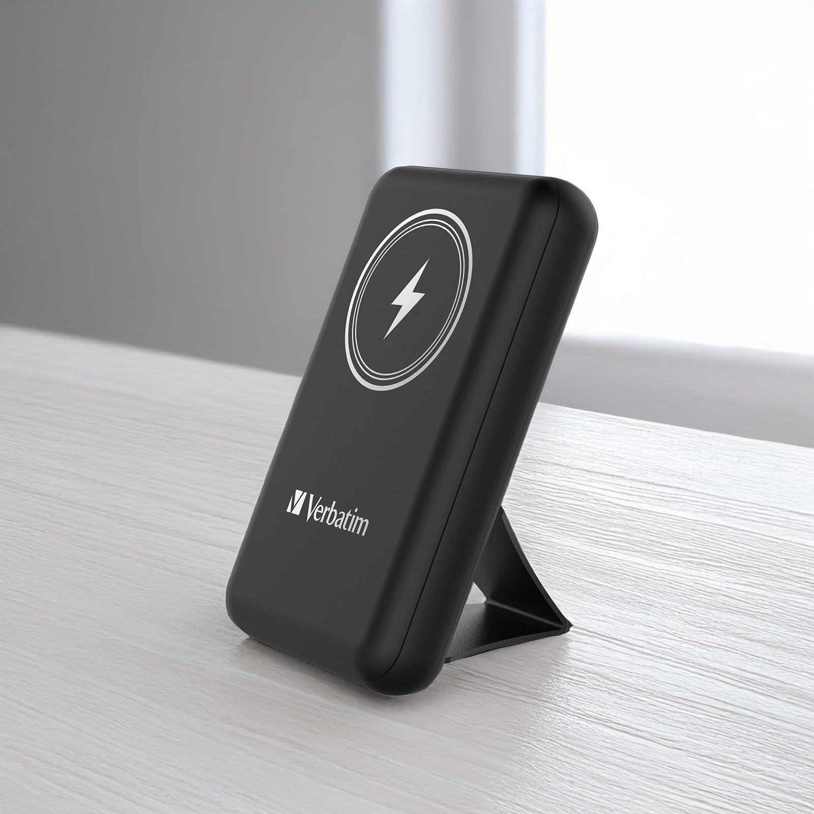 VERBATIM 66906 POWER PACK 10000MAH MAGNETIC WIRELESS CHARGING (BLACK)