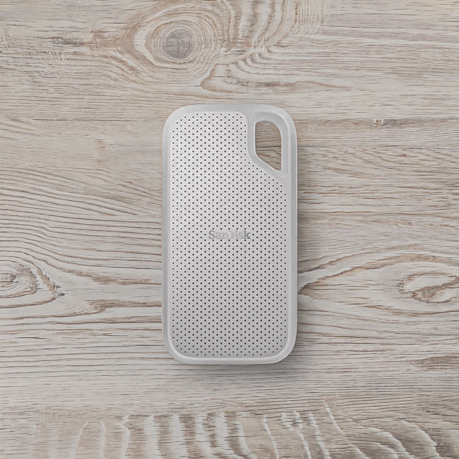 SANDISK E61 1TB WHITE PORTABLE SSD (SDSSDE61-1T00-G46W)