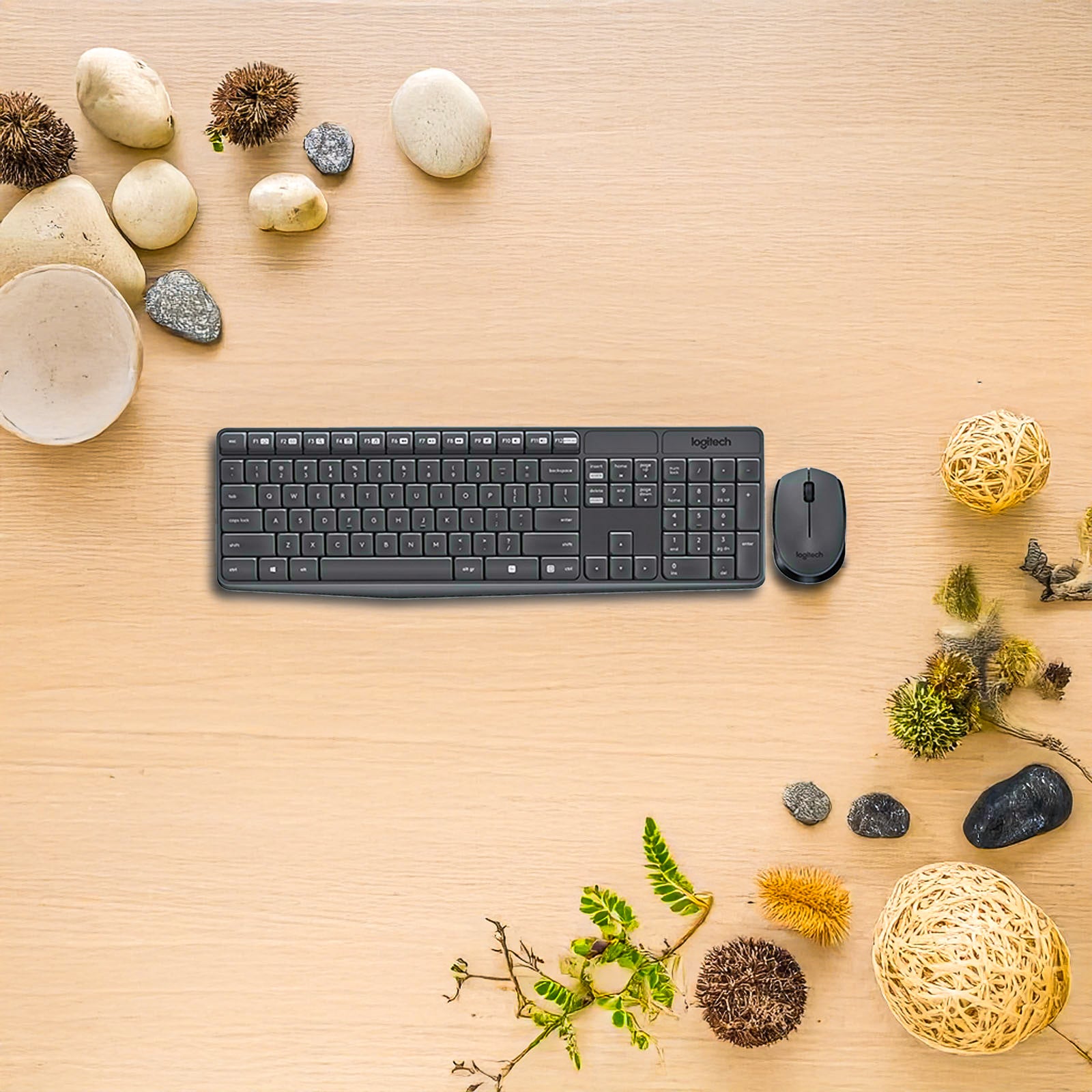 LOGITECH MK235 BLACK WIRELESS KEYBOARD AND MOUSE COMBO